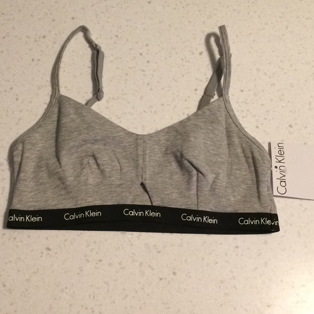 🔥LAST CHANCE🔥 Grey Calvin Klein Bralette - Picture 2 of 6
